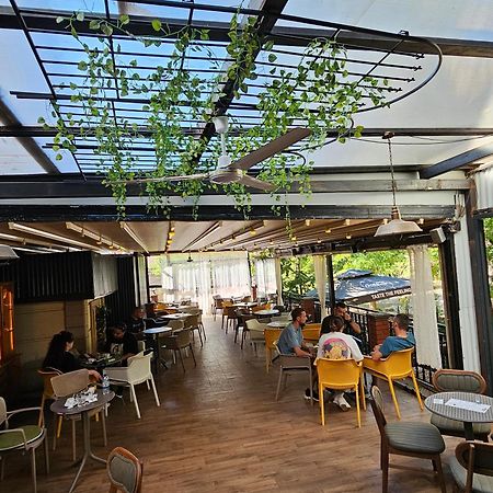 Green Apartments Prishtina プリシュティナ エクステリア 写真