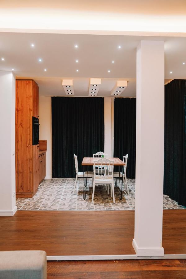 Green Apartments Prishtina プリシュティナ エクステリア 写真
