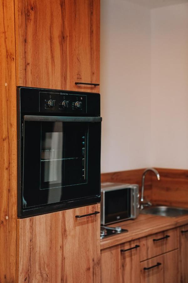 Green Apartments Prishtina プリシュティナ エクステリア 写真