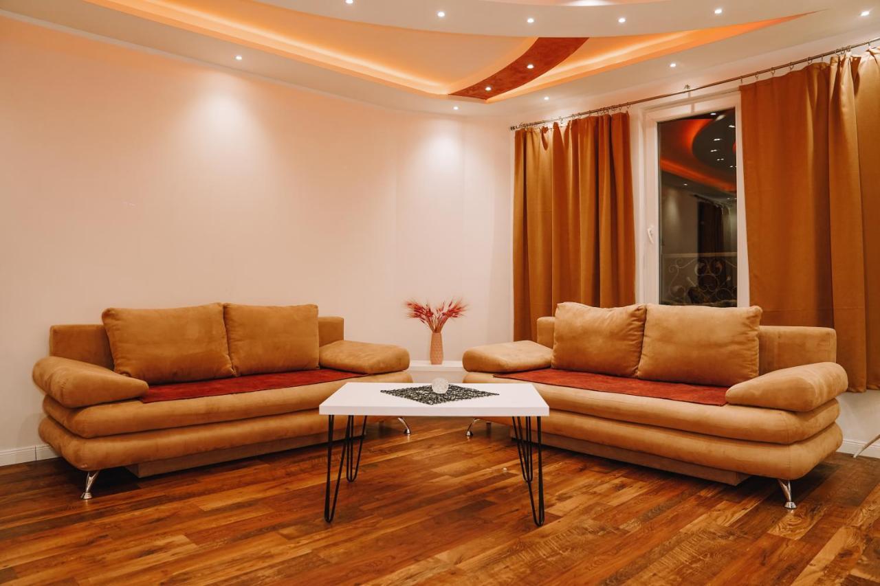 Green Apartments Prishtina プリシュティナ エクステリア 写真