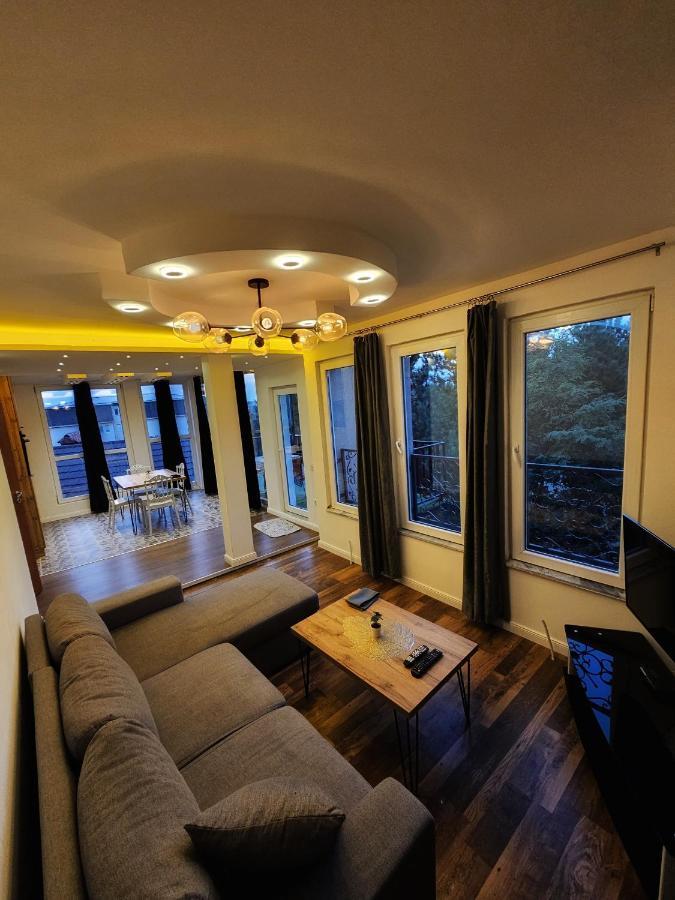 Green Apartments Prishtina プリシュティナ エクステリア 写真