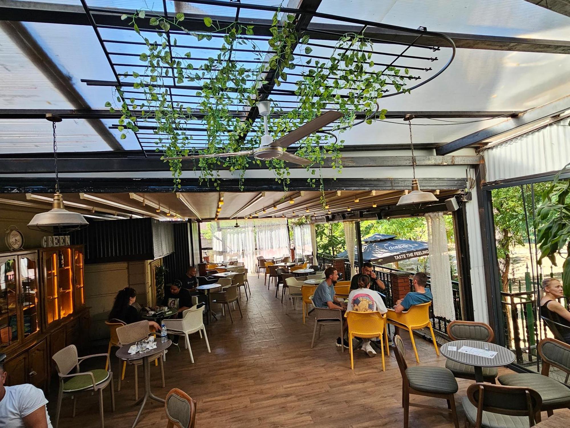 Green Apartments Prishtina プリシュティナ エクステリア 写真